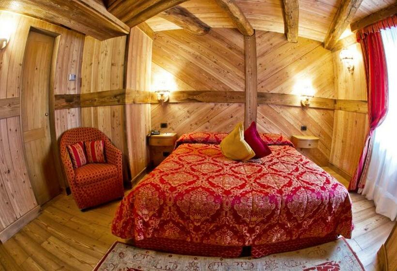 غرفة كومفورت, Jolanda Sport