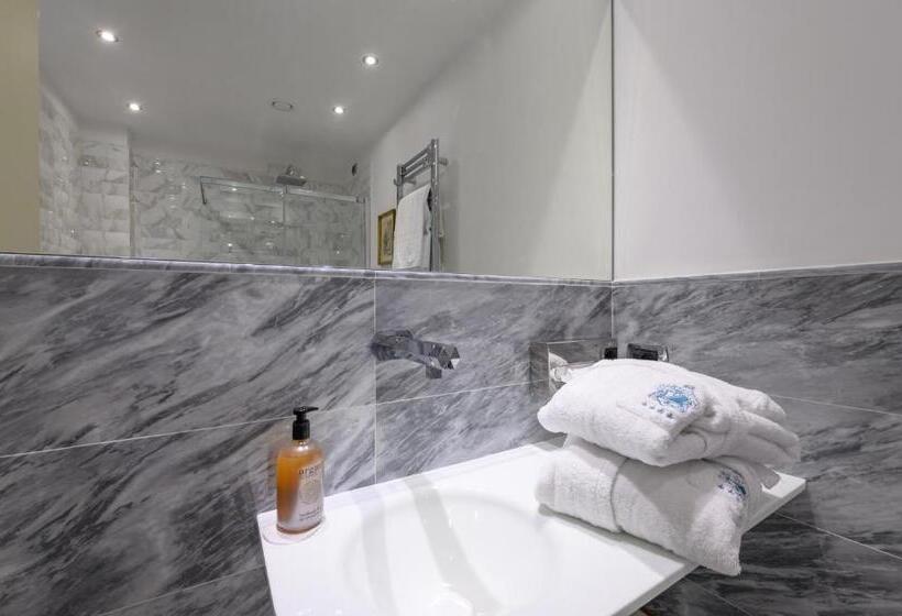 اتاق استاندارد, Kraft