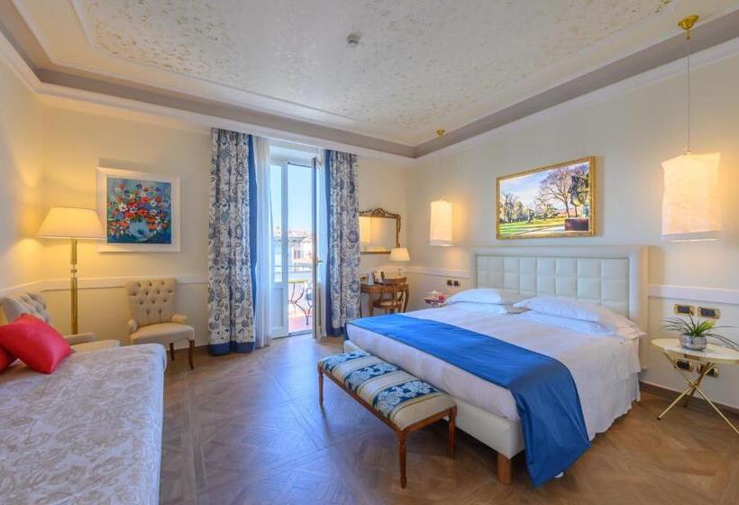 اتاق لوکس با بالکن, Kraft