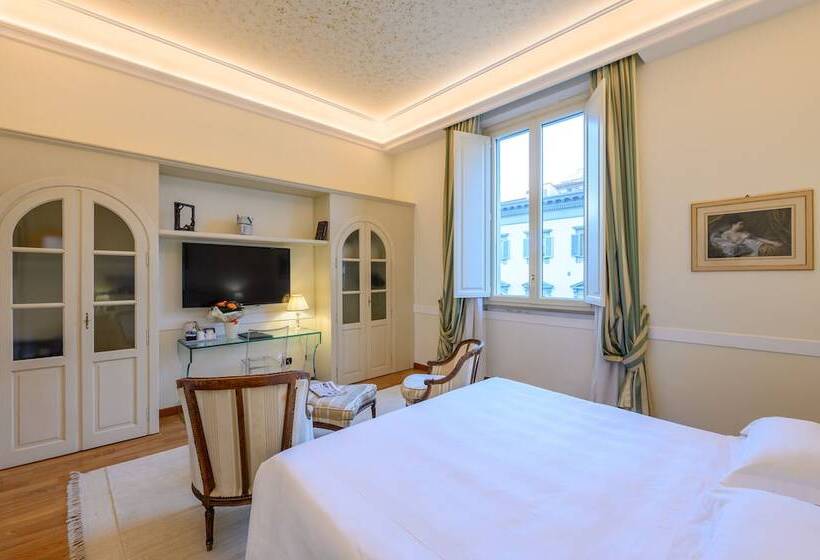 اتاق سوپریور, Kraft