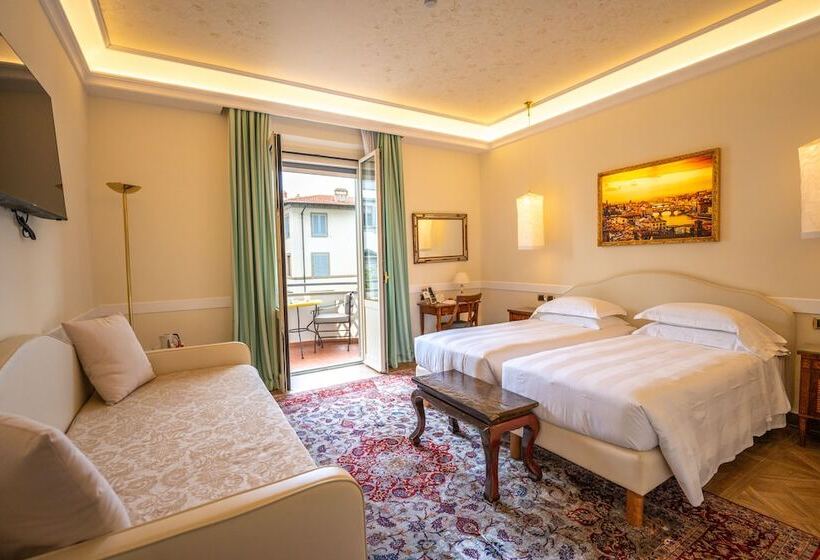 اتاق لوکس با بالکن, Kraft