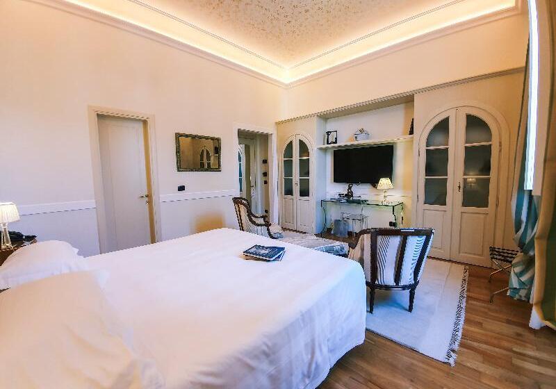 اتاق سوپریور, Kraft