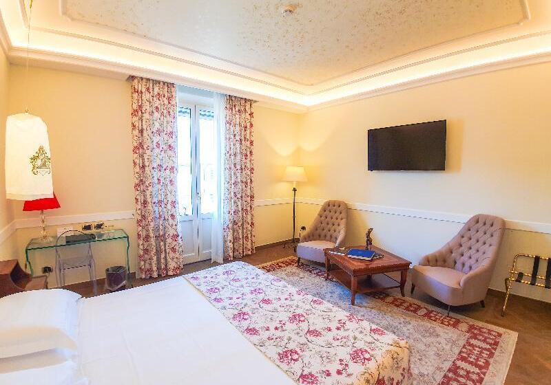 اتاق سوپریور با بالکن, Kraft