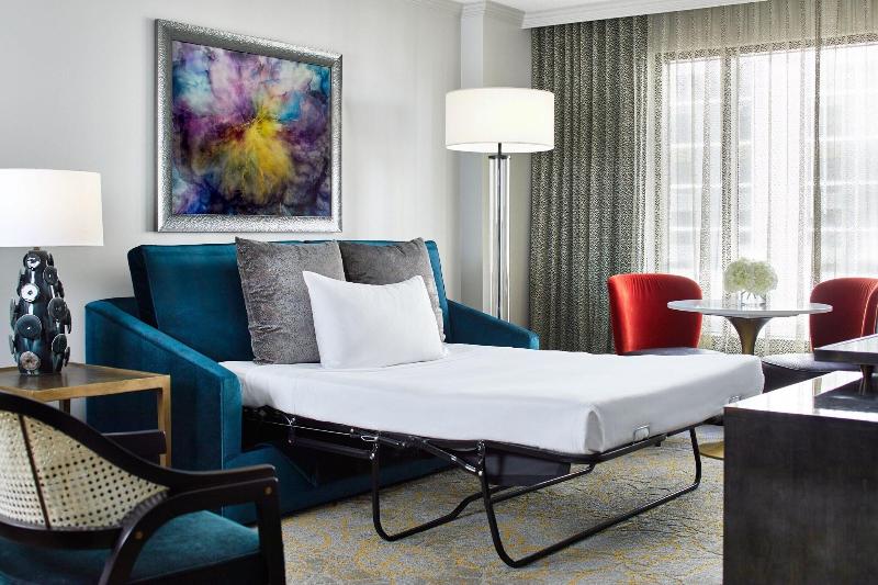 اتاق خانوادگی, Kraft