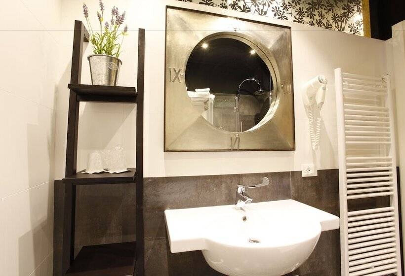 חדר סופריור, Liberty