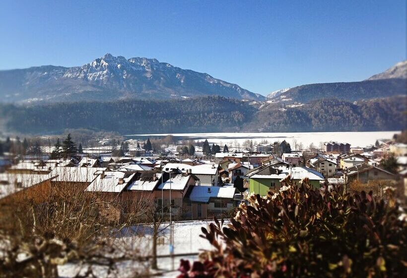 חדר סטנדרט נוף לאגם, Liberty