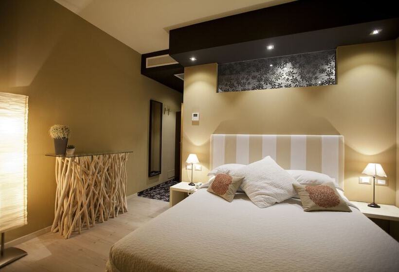 Superior room with lake view, Liberty