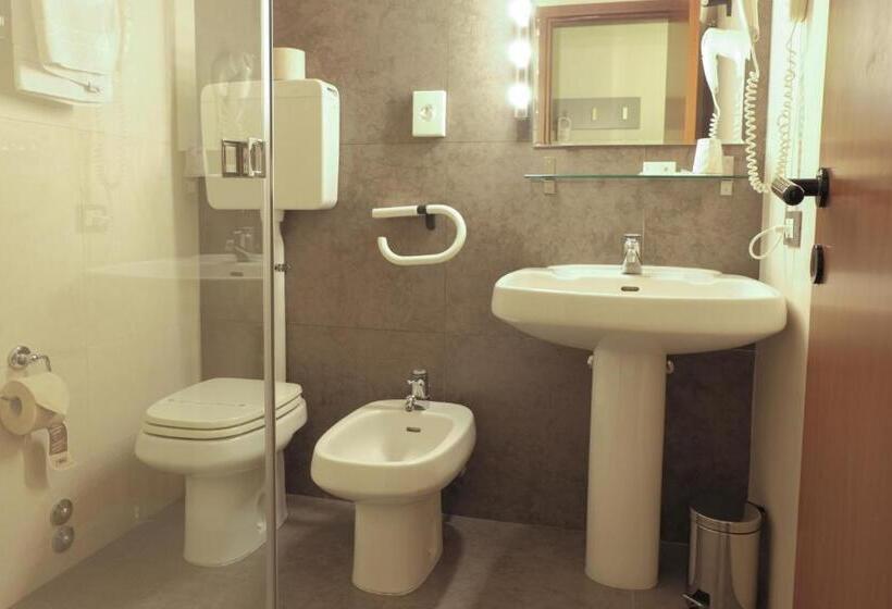 חדר סטנדרט, Liberty