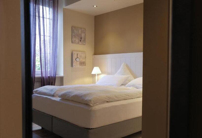 חדר סופריור, Liberty