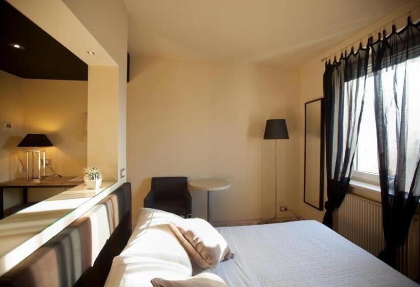 Superior room with lake view, Liberty