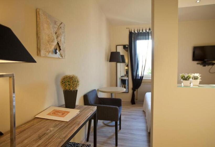 Superior room with lake view, Liberty