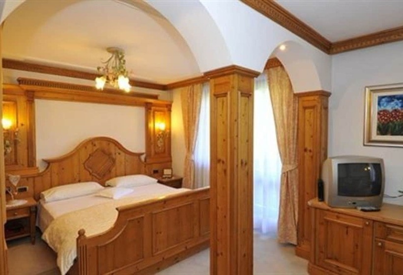 スタンダードトリプルルーム, Lorenzetti