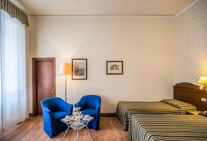 اتاق استاندارد سه نفره, Martelli