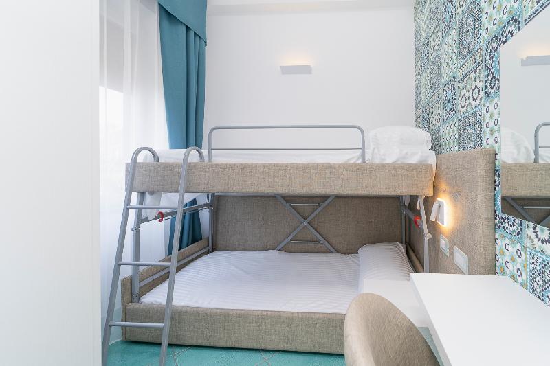 Семейный Номер, Miramare