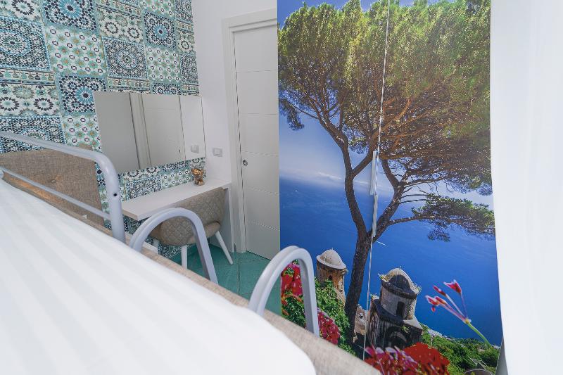 Семейный Номер, Miramare