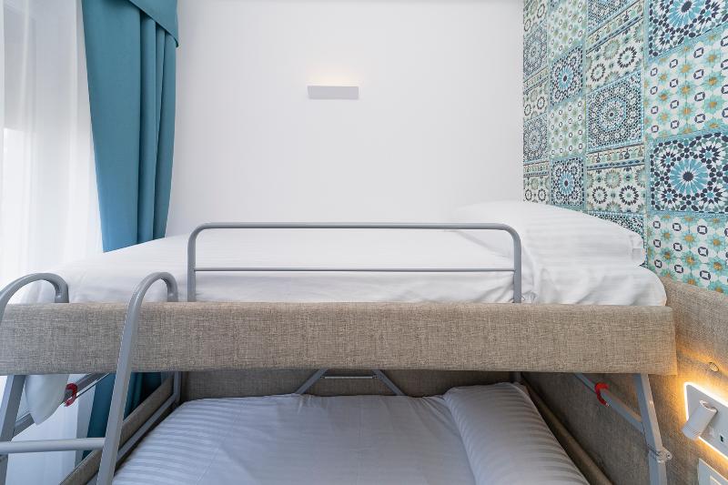 Семейный Номер, Miramare