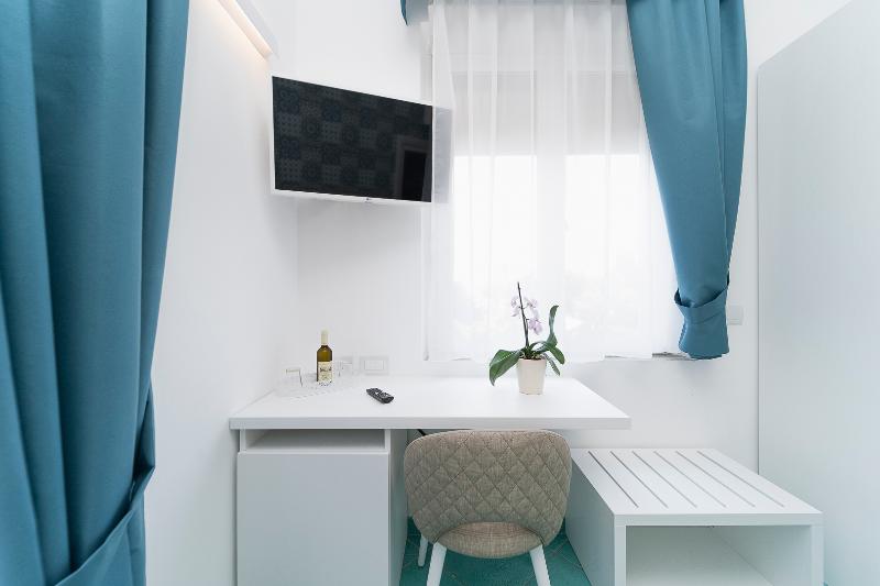 Семейный Номер, Miramare