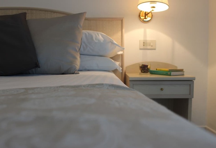 Номер Economy, Miramare