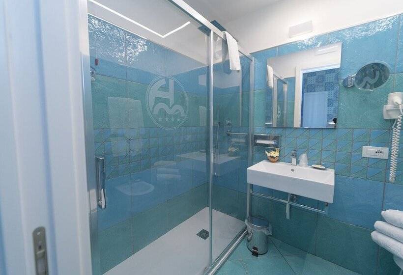 Трехместный Номер Superior, Miramare