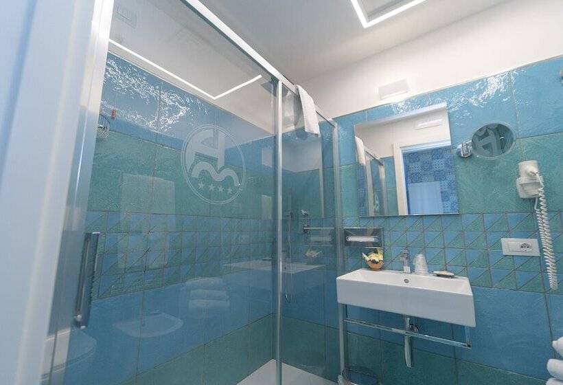 Трехместный Номер Superior, Miramare