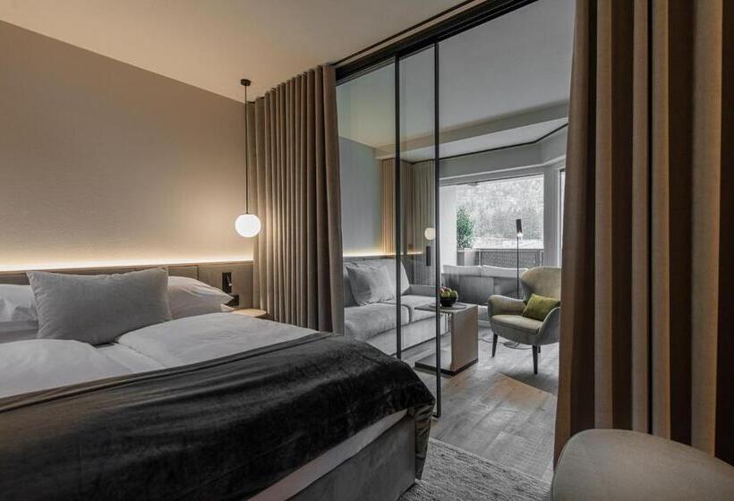 Номер Superior с Балконом, Das Paradies