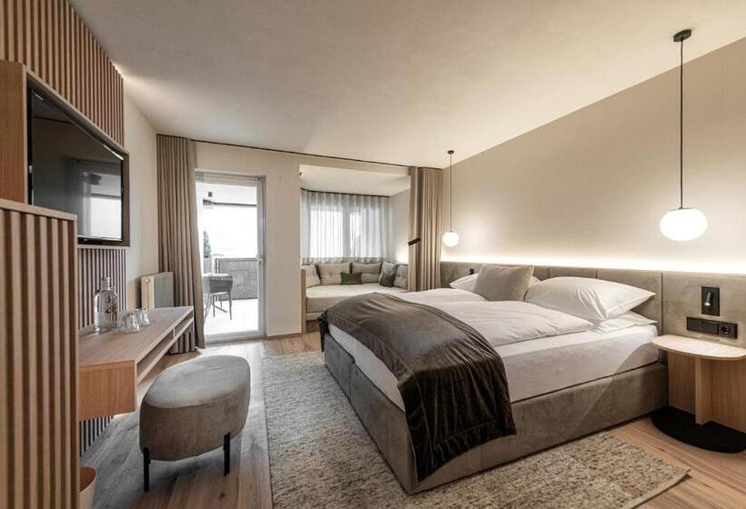 Номер Стандарт с Балконом, Das Paradies