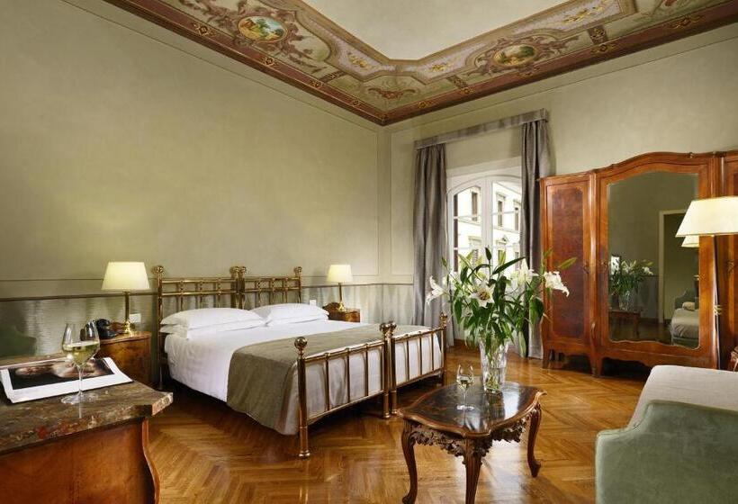 Quarto deluxe, Pendini