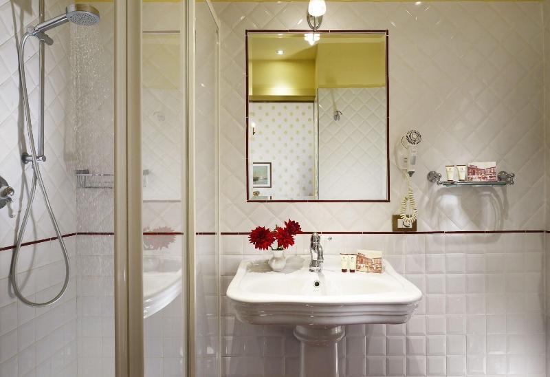 Quarto standart individual, Pendini