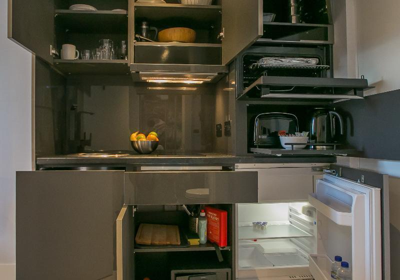 Quarto deluxe, Pendini