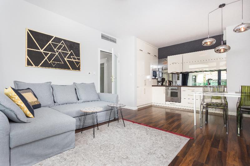 غرفة قياسية, President