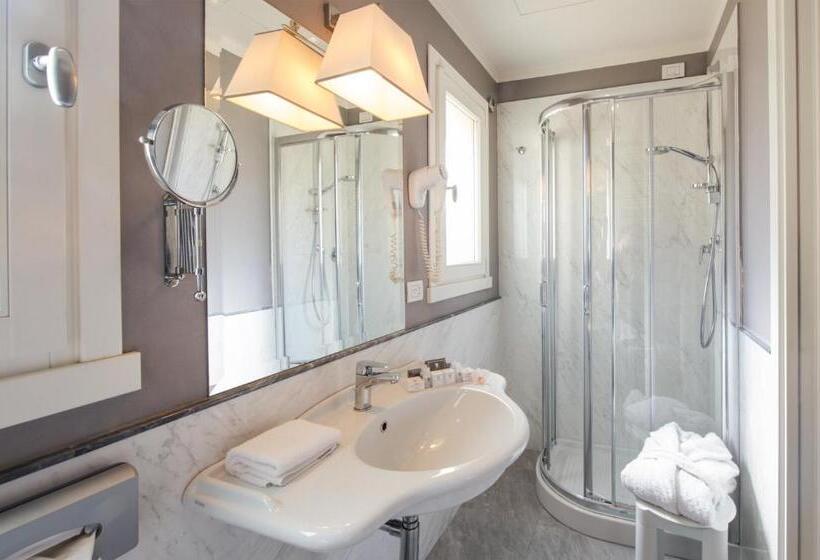 اتاق استاندارد, Rapallo