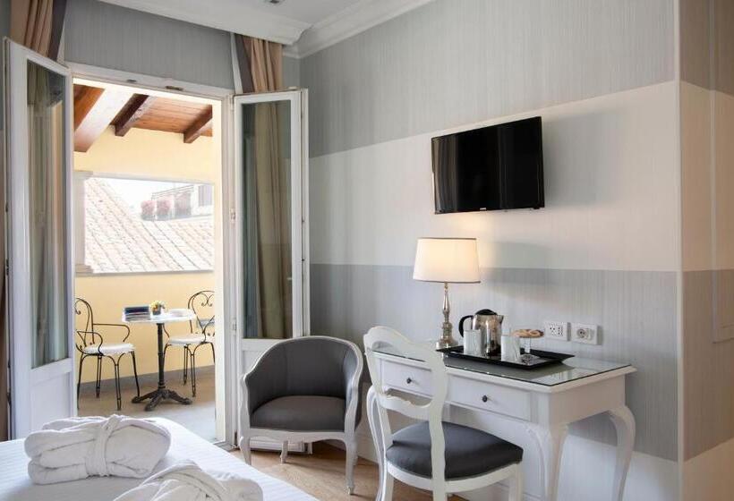 اتاق استاندارد با تراس, Rapallo