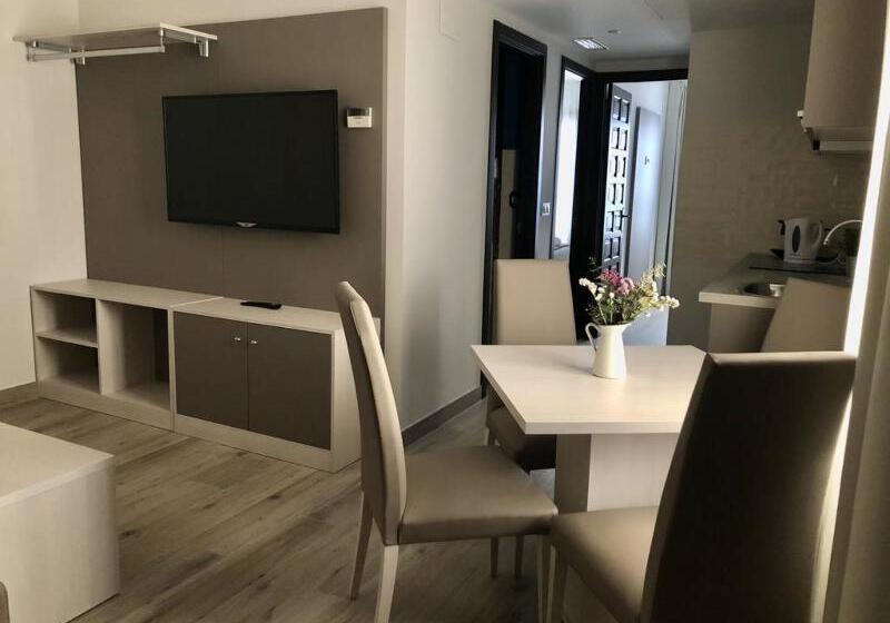 اتاق استاندارد با تراس, Rapallo