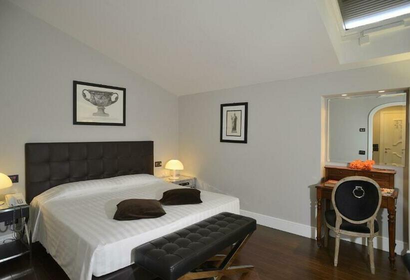 اتاق کلاسیک, Roma