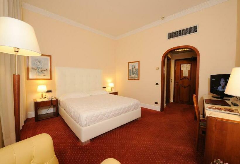 اتاق کلاسیک, Roma