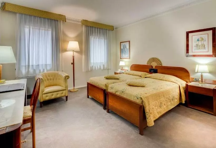 Apartamento 1 quarto comunicado, Roma