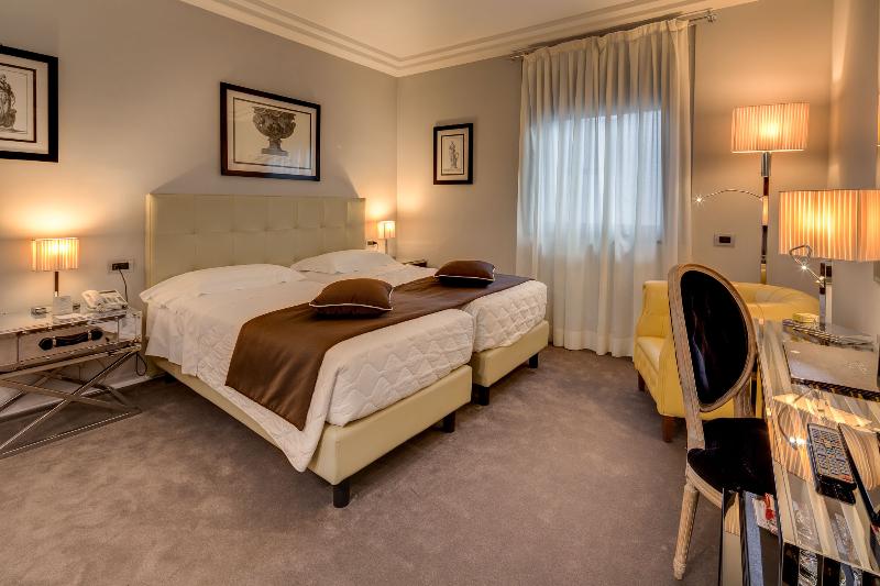 اتاق کلاسیک, Roma