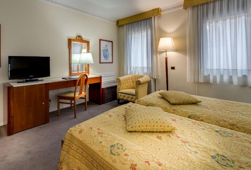 اتاق کلاسیک, Roma