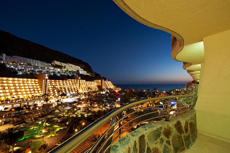 اتاق کلاسیک, Roma