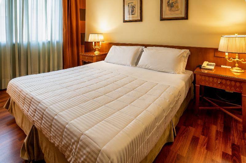 スーペリアールーム, Royal Palace