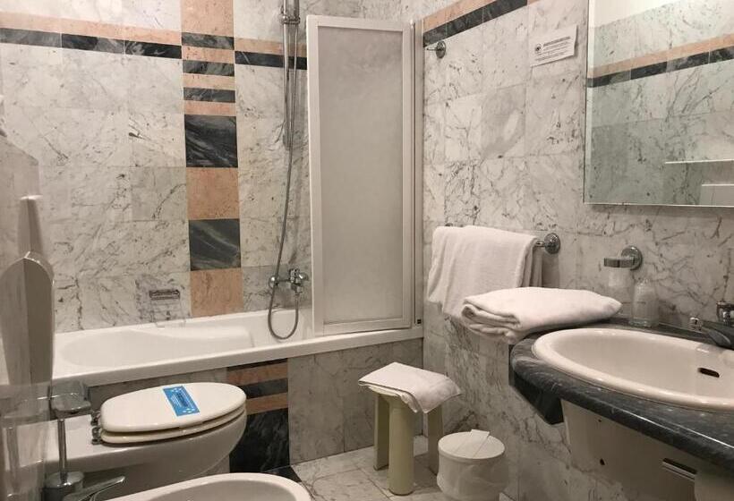 اتاق سه نفره سوپریور با چشمانداز دریا, Shelley E Delle Palme, Bw Signature Collection