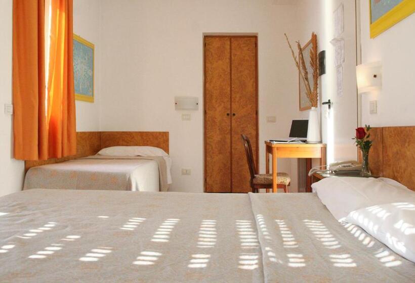 غرفة قياسية ثلاثية, Sirenetta