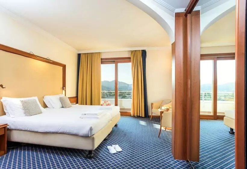 バルコニー付きスーペリアルーム, Galzignano Resort Terme & Golf   Hotel Splendid