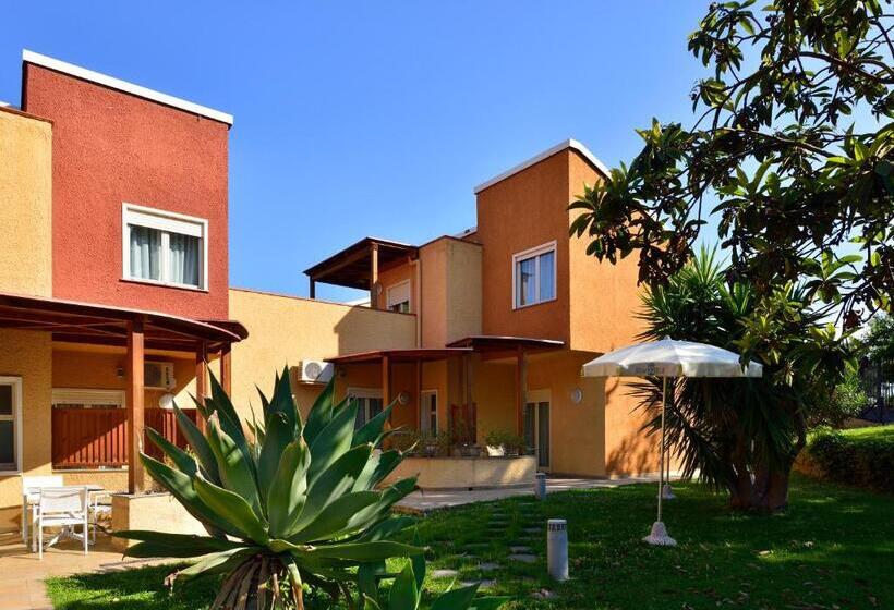 חדר סופריור לשלושה, Unahotels Naxos Beach Sicilia