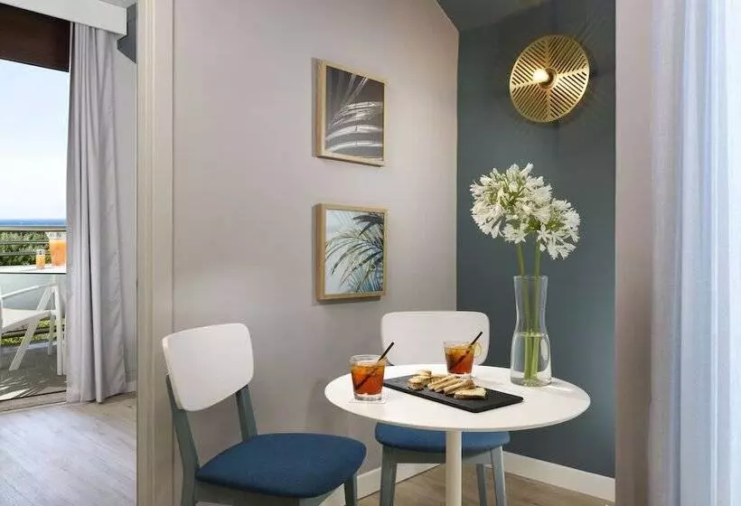 اتاق پرمیوم, Unahotels Naxos Beach Sicilia