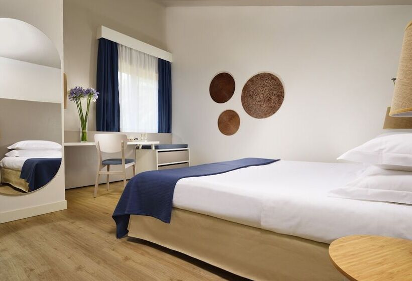 חדר סופריור לשלושה, Unahotels Naxos Beach Sicilia