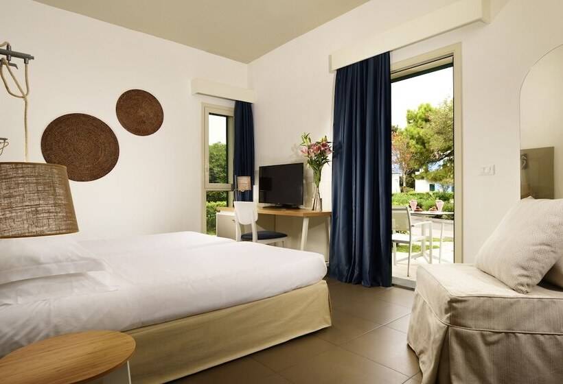 Трехместный Номер Superior, Unahotels Naxos Beach Sicilia