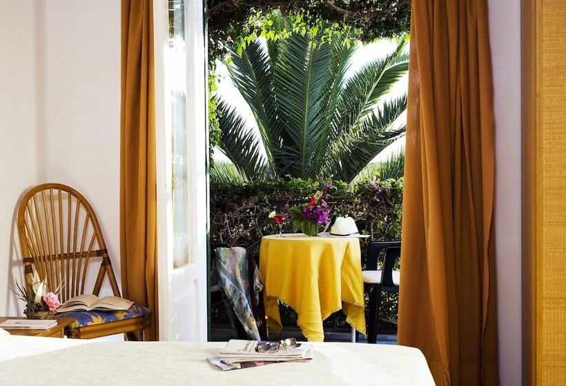 Классический Номер, Villa Angela Hotel & Spa