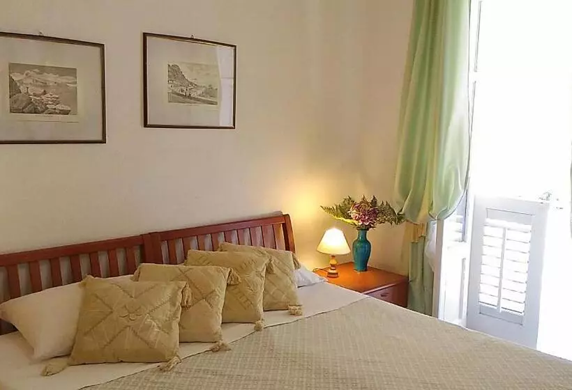 Standard Quadruple Room with Bunk Beds, Villa Augustus