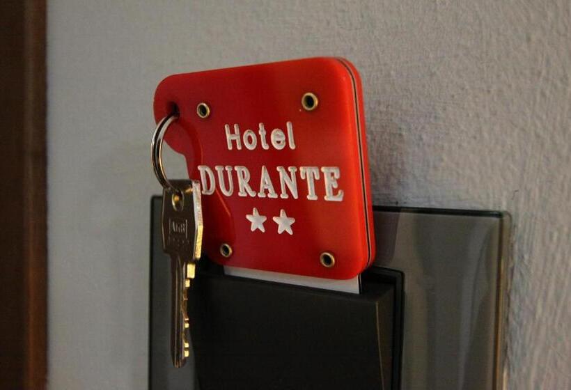 اتاق استاندارد یک نفره, Lux Hotel Durante